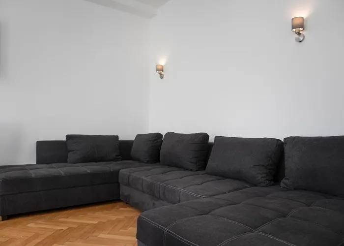 شقة Spacious 7br Near Hauptbahnhof *