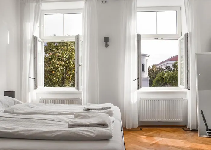 Spacious 7br Near Hauptbahnhof
