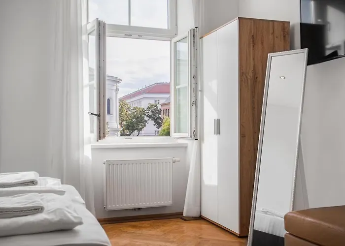 شقة Spacious 7br Near Hauptbahnhof فيينا