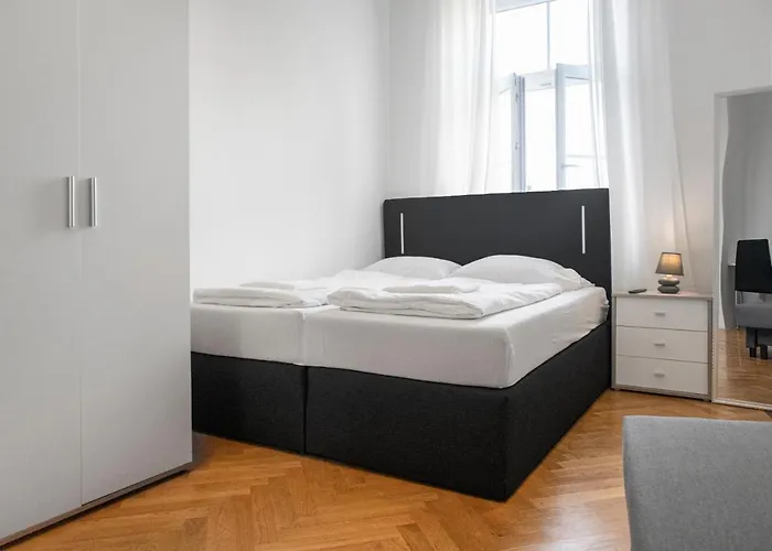 شقة Spacious 7br Near Hauptbahnhof فيينا