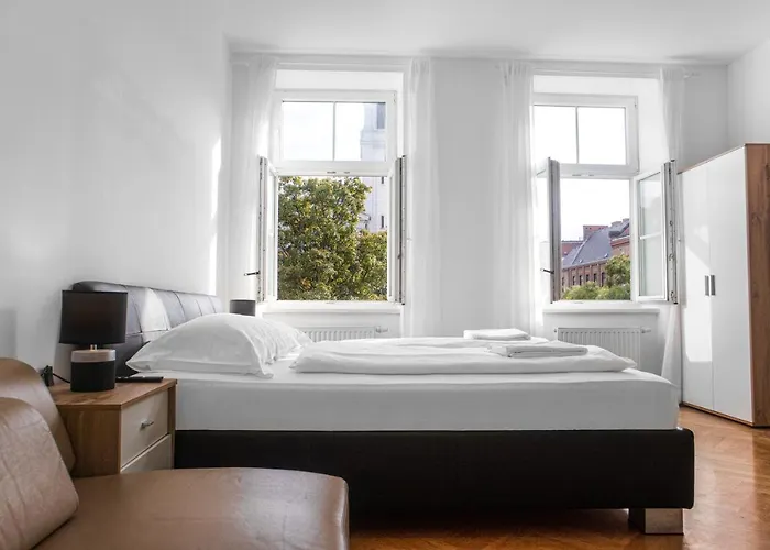 شقة Spacious 7br Near Hauptbahnhof *