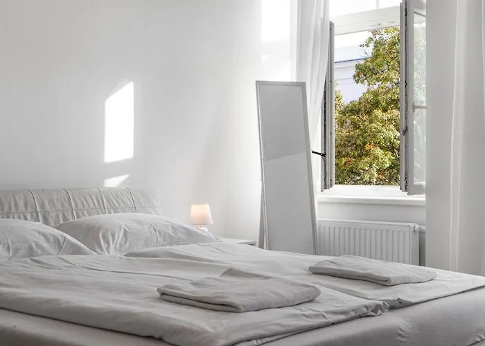 شقة Spacious 7br Near Hauptbahnhof فيينا