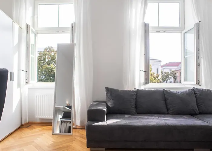 شقة Spacious 7br Near Hauptbahnhof *