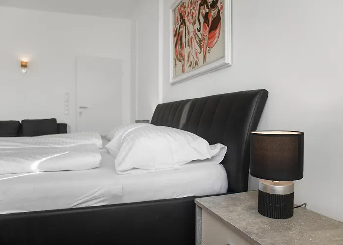 Spacious 7br Near Hauptbahnhof شقة