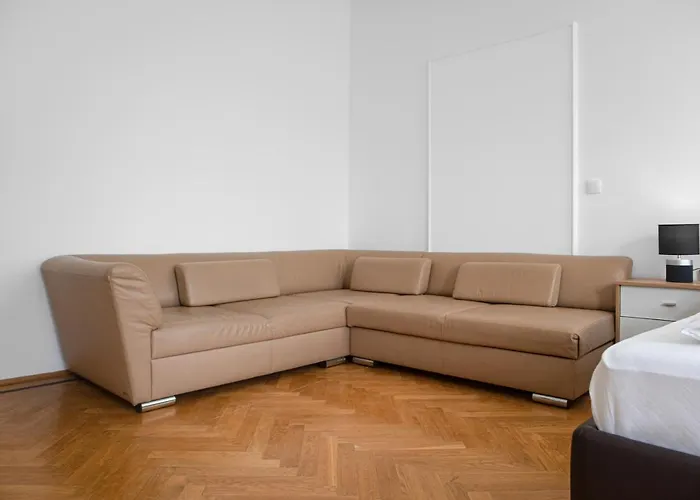 Spacious 7br Near Hauptbahnhof * فيينا
