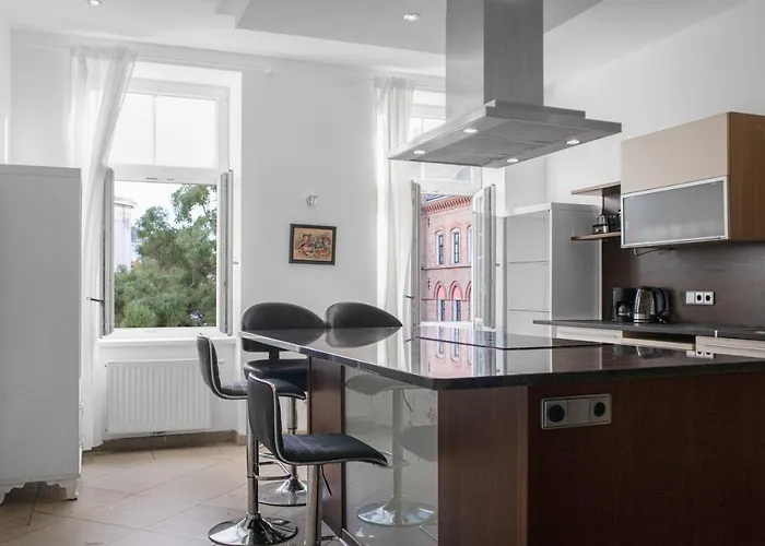 Spacious 7br Near Hauptbahnhof فيينا
