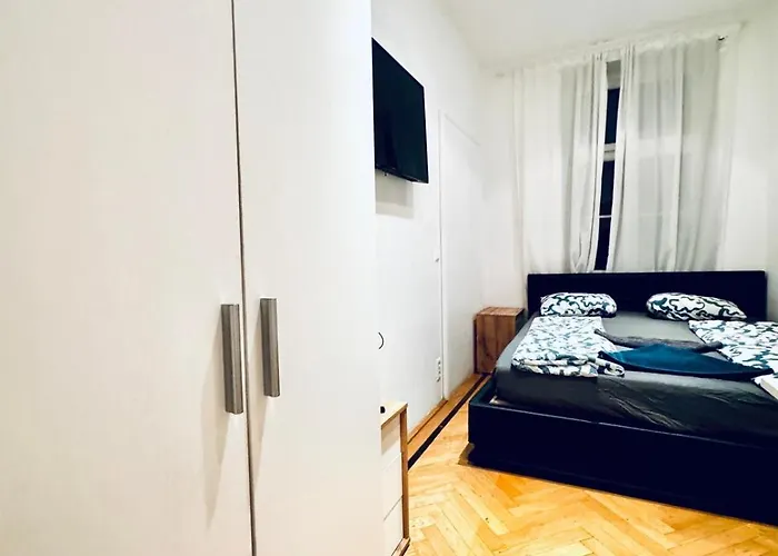 شقة Spacious 7br Near Hauptbahnhof *