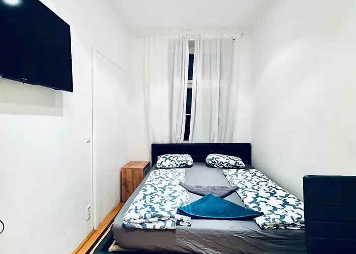 شقة Spacious 7br Near Hauptbahnhof *